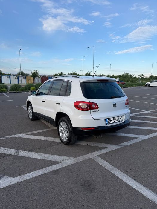 Volkswagen Tiguan 2.0 TDI 4Motion DSG-Euro 5-Piele-Panoramic