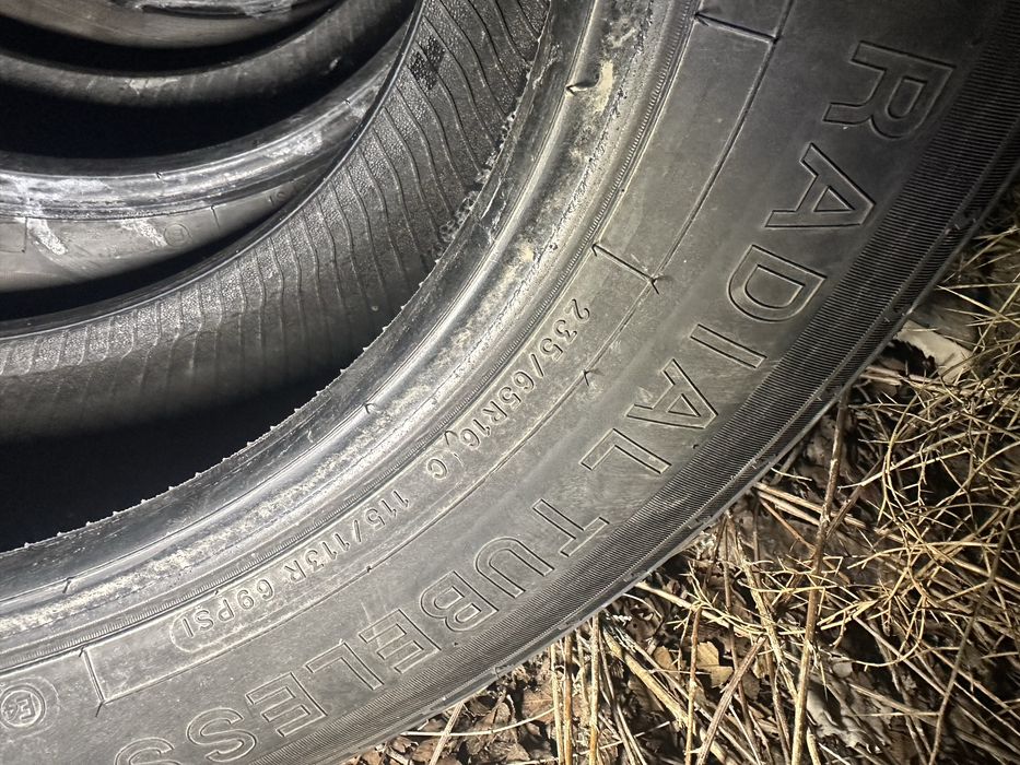 Шины 235/65R16 (5шт)