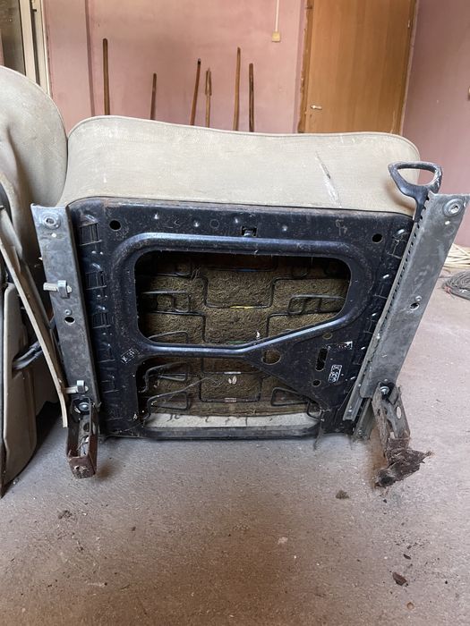 Vand scaune Mercedes Cobra