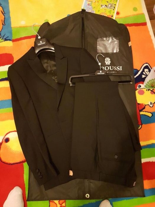 Vand set ceremonie Serrousi: smoking, camasa si papion