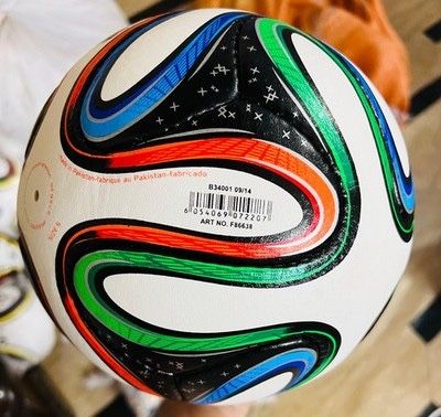 Топка Brazuca 2014 Brazil