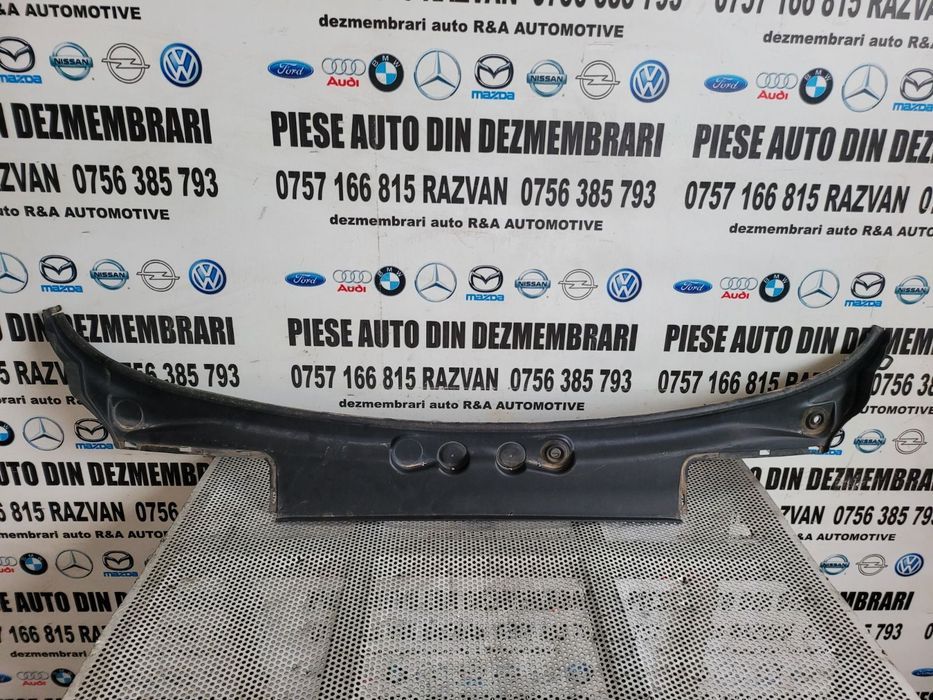 Grila Stergatoare Bmw X4 F26 Volan Stanga Dezmembrez Bmw X4 F26 2.0 Diesel Motor B47 Xdrive 4x4