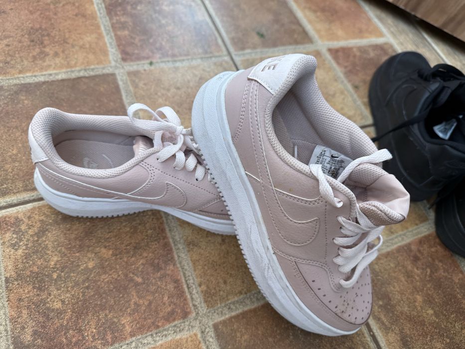 Nike 37,5 piele naturala, roz