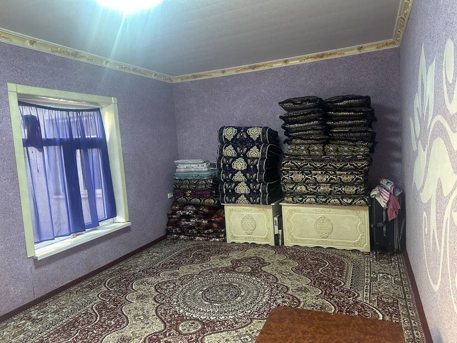 Ховли сотилади 3 хонали