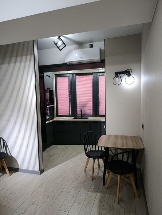 Сдаётся 1/2/11,30м2,Буз базар! Метро Буюк Ипак Йули!