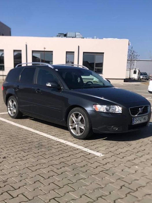 VOLVO V50 2010 — imagine 2