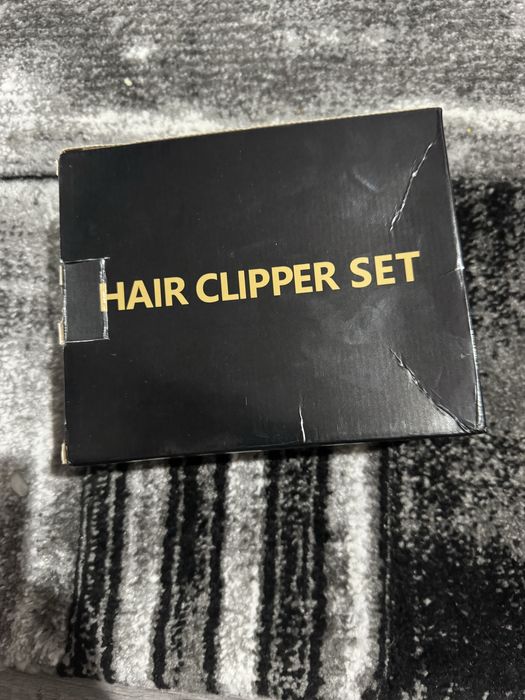 Vand set de tuns ca nou