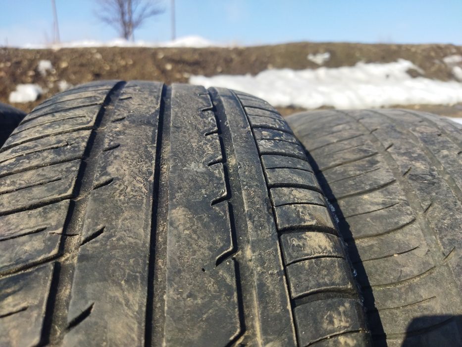 Продам 2 шины +1