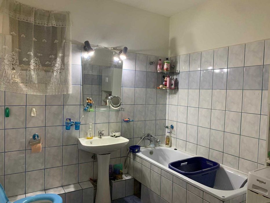 Casa S+P+1E+M strada principala Mehala