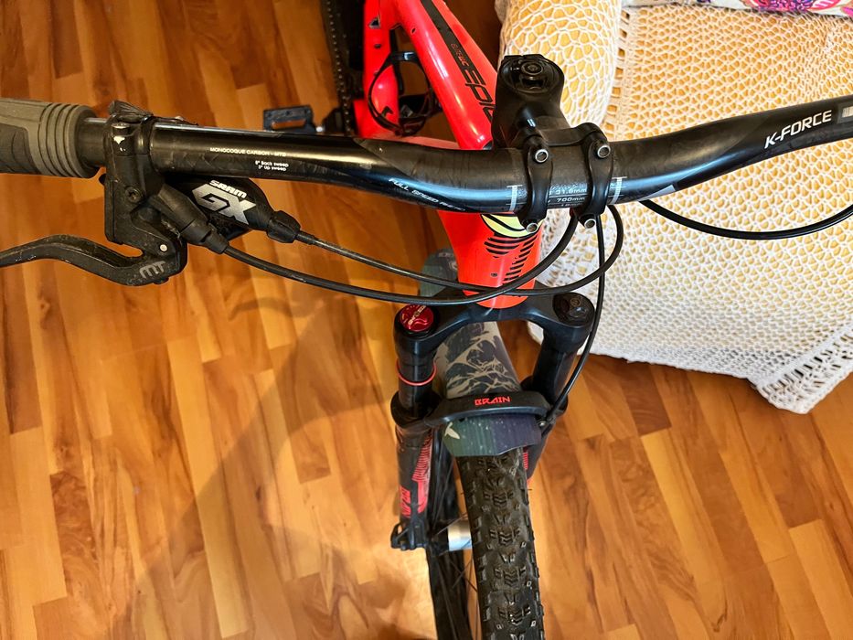 Планински велосипед Шосеен велосипед