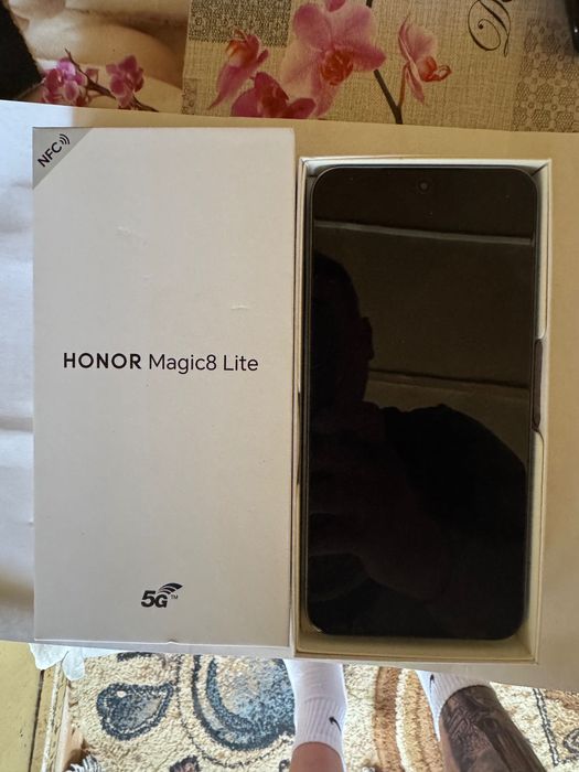 Honor Magic8 lite