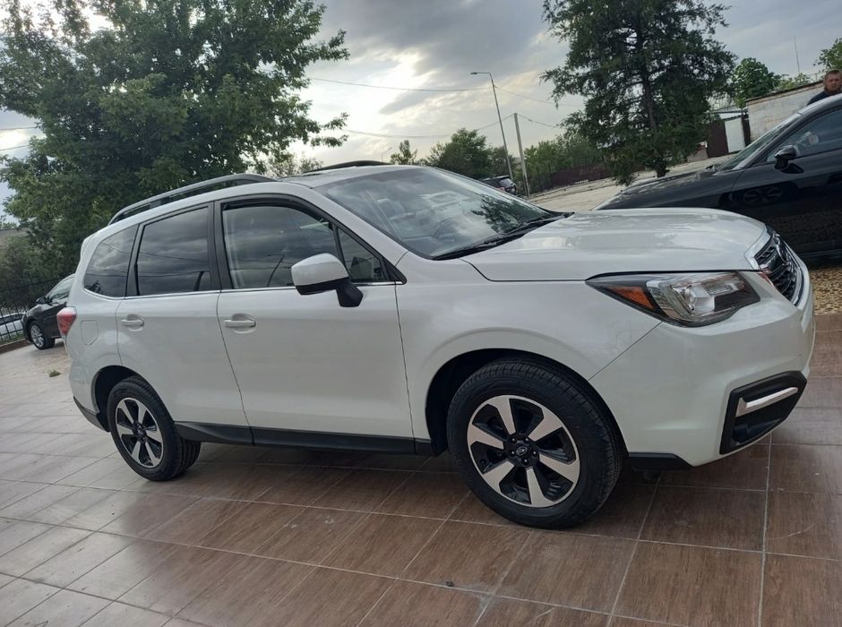 Кроссовер Субару Форестер