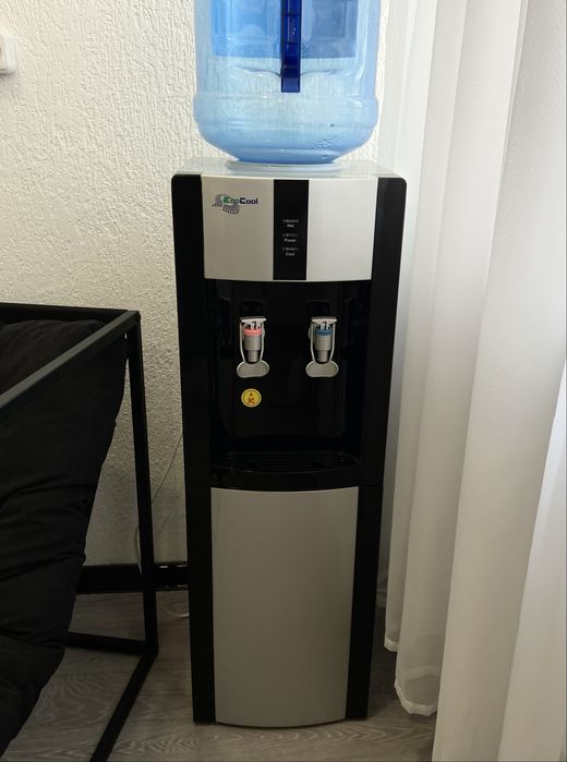 Продам кулер для воды