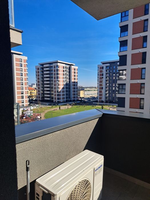 Aparat de închiriat Adora Parc