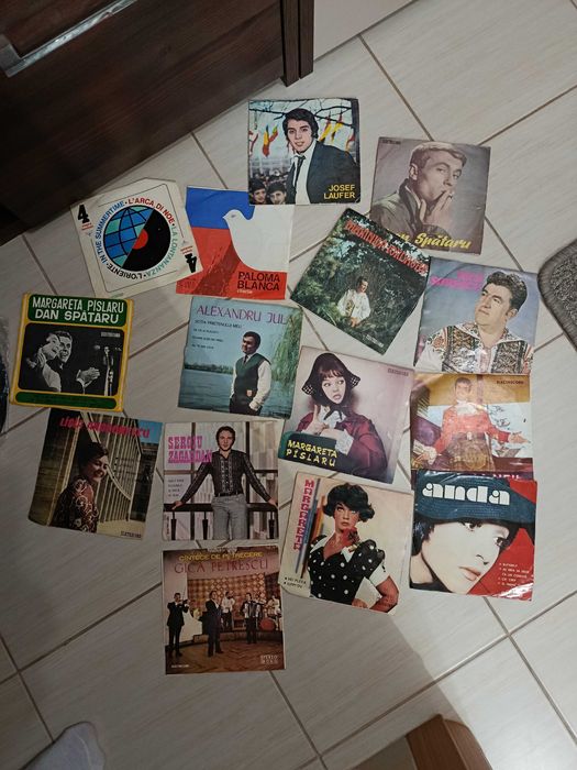Viniluri vechi artiști români și străini