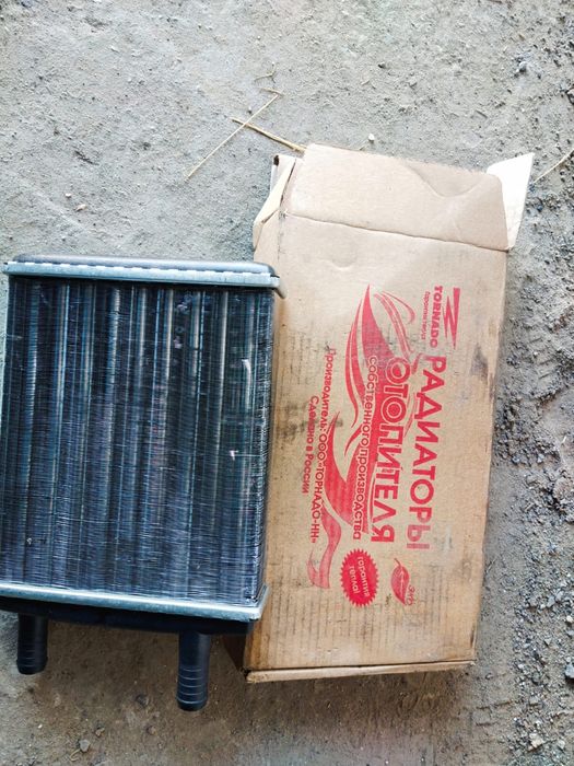 Продается радиатор отопителя на газель