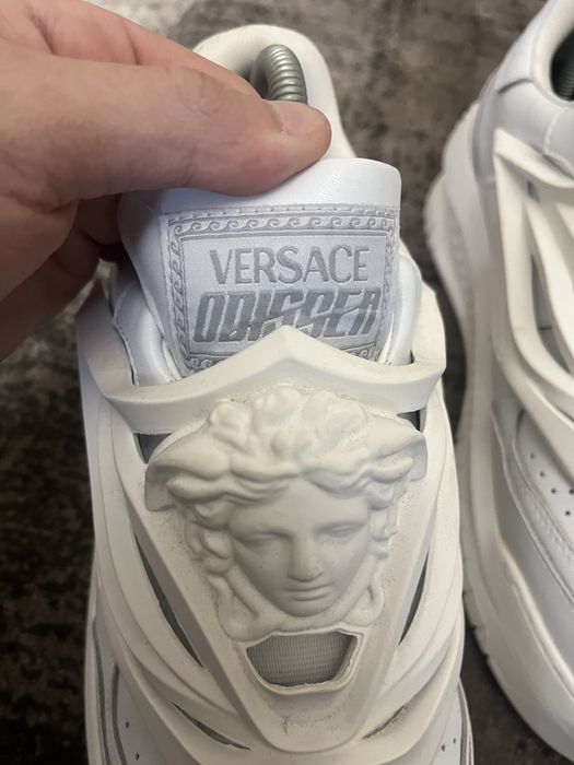 versace odiseea