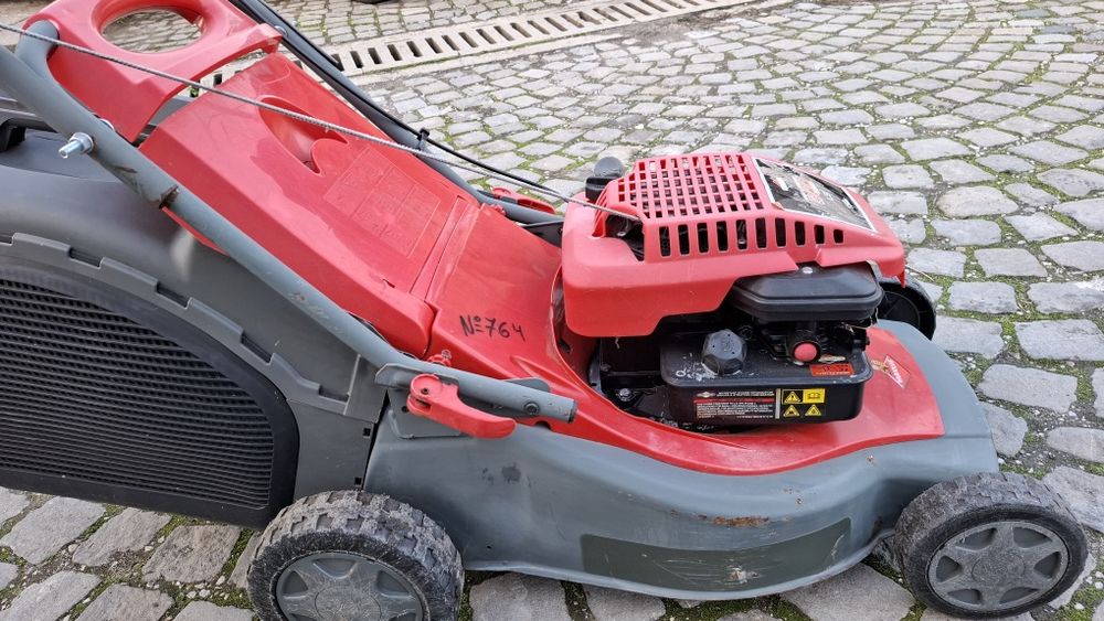 Косачка двигател бригс