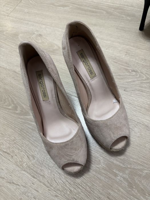 Босоножки пыльно розовые