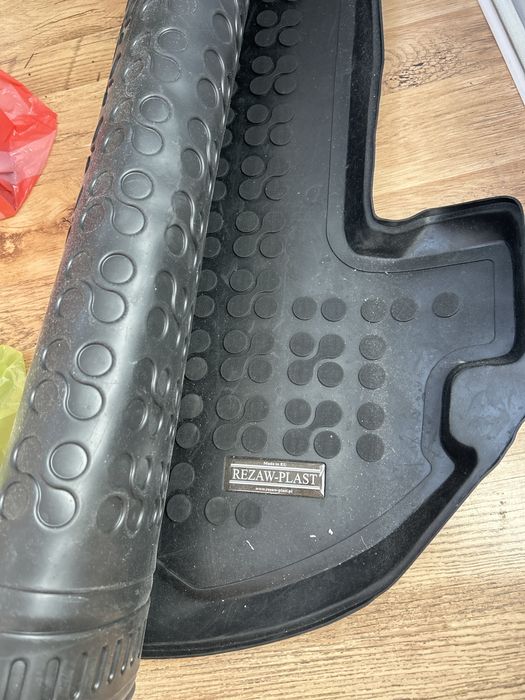 Постелка за багажник Hyundai Santa Fe