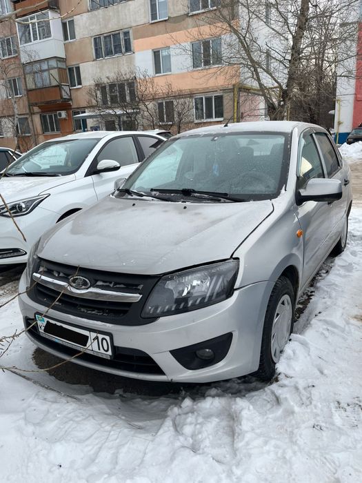 Продам Ладу гранту 2014 года