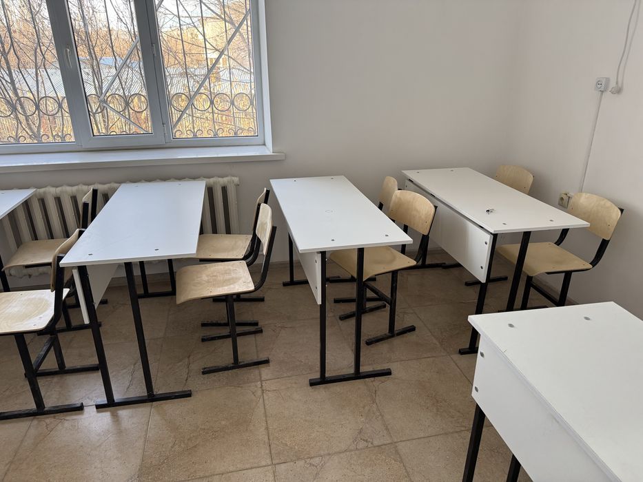 Парта учебная новая