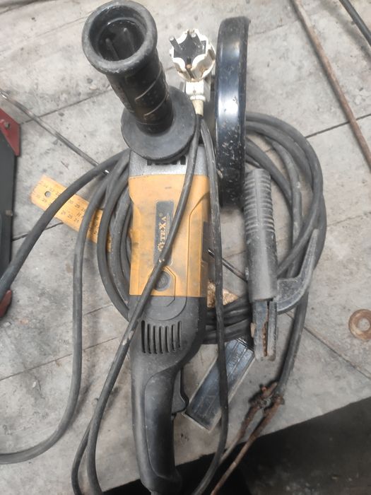 3 таси бирда инструментлар сотилади