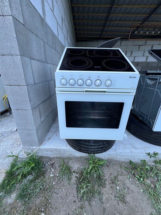 Cuptor+plita electrică Miele