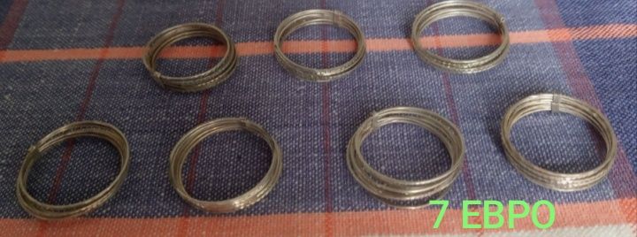 Комплект дамски гривни и герданчета