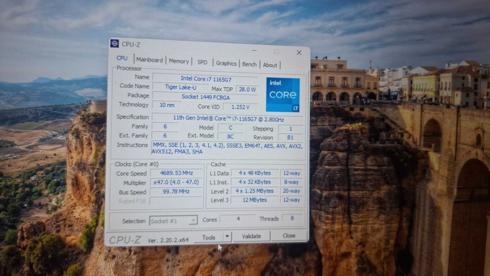 Lenovo ThinkPad E15 Gen 2 i7-1165G7 / 16GB / SSD / NVIDIA MX450 2GB
