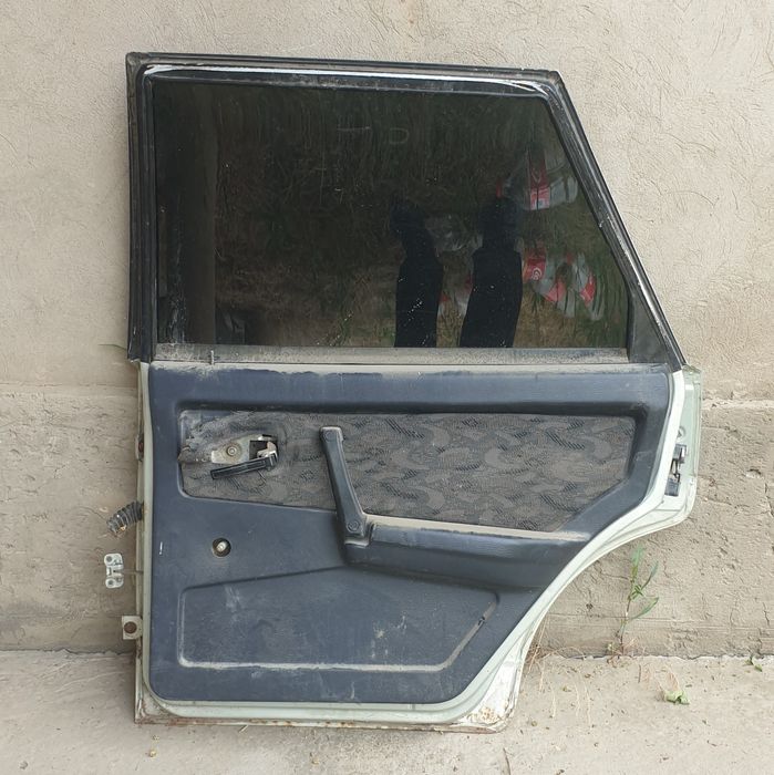 Продаются двери на ВАЗ 21099