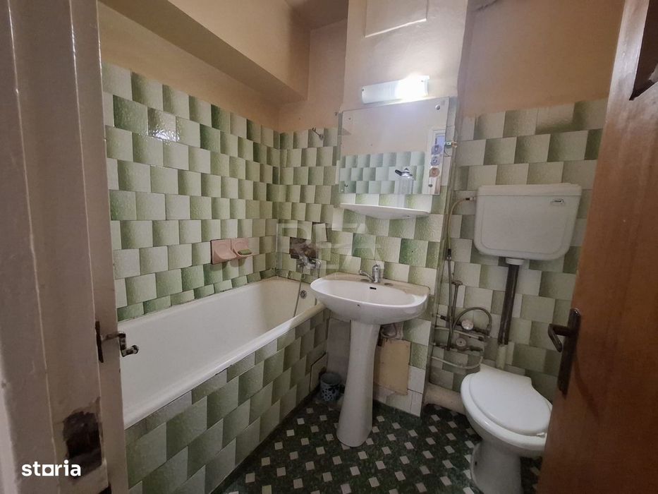 3 camere, et 1/10, 76mp, anvelopat-Gorjului/Veteranilor