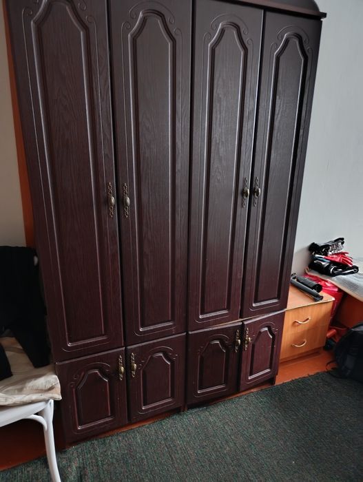 Стенка в отличном состоянии