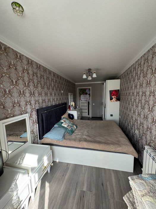 3-комн в мкр Юбилейный