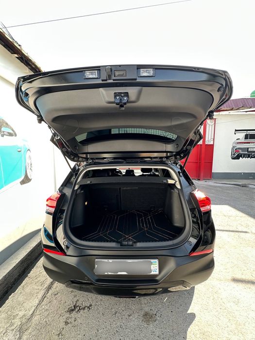 Tracker 2, черный