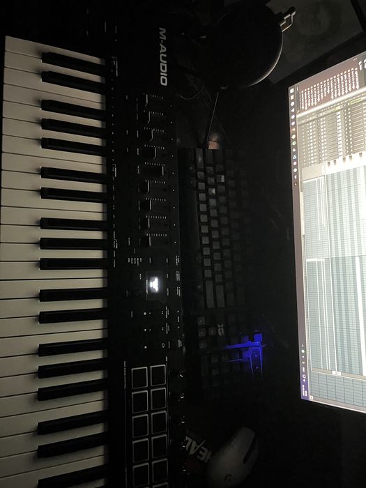 MIDI Клавиатура M-Audio Oxygen Pro 61