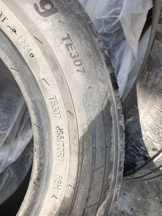 Продам шины летние 70000
