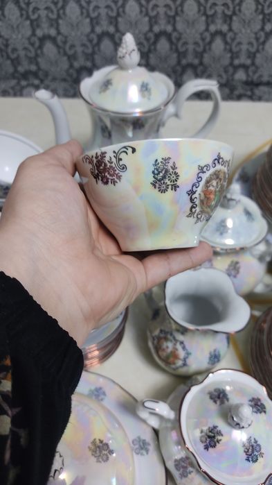 Madonna komplekt, original Chexiya.
Chashkani tegidigi mayda taryelka