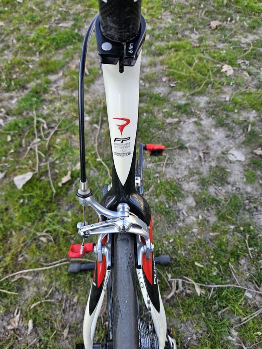 Карбонов Шосеен Велосипед PINARELLO