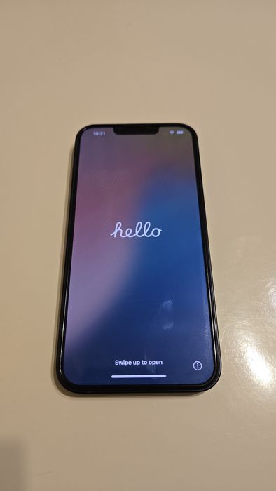 Продам Iphone 14