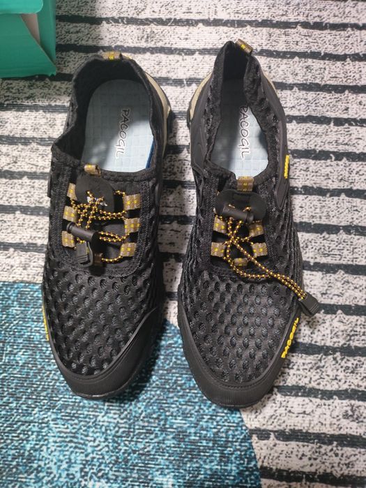 Кроссовки летние 42 р.