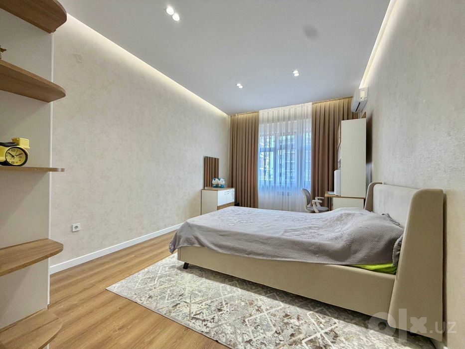 Новостройка 4-комнатная, 110 м², Махтумкули ор-р мост Авиатор