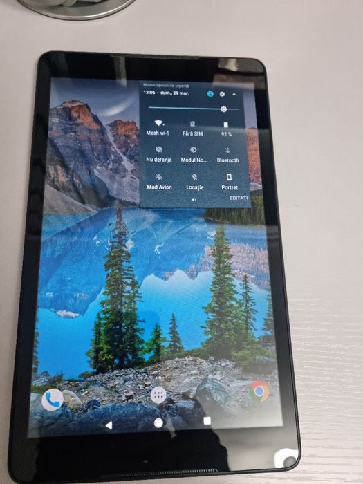 Vand tableta vodafone 4g  .