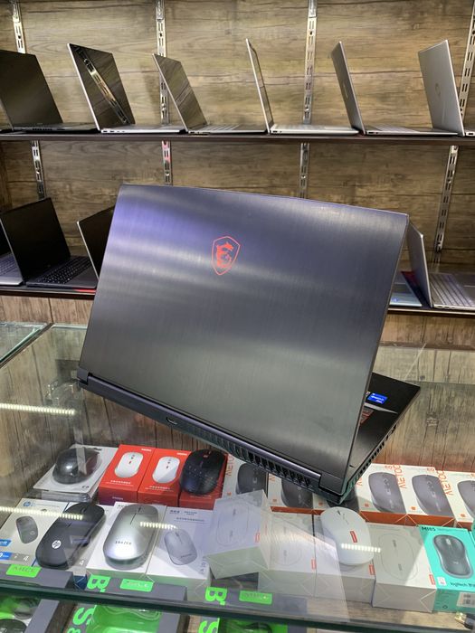 MSI Thin 15 gaming laptop