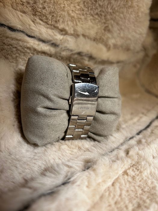 Guess часовник / watch