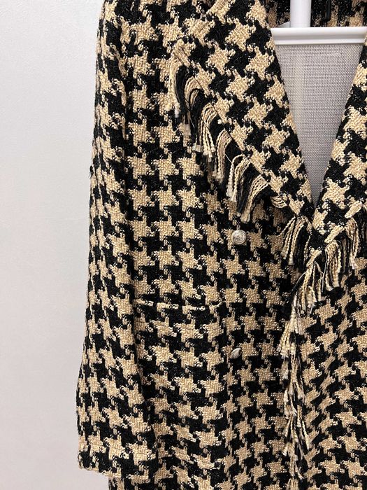 Тонкое пальто Pierre Cardin