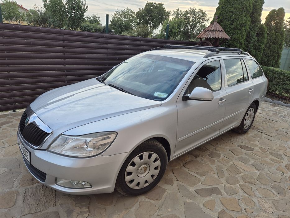 Vând Skoda Octavia 2