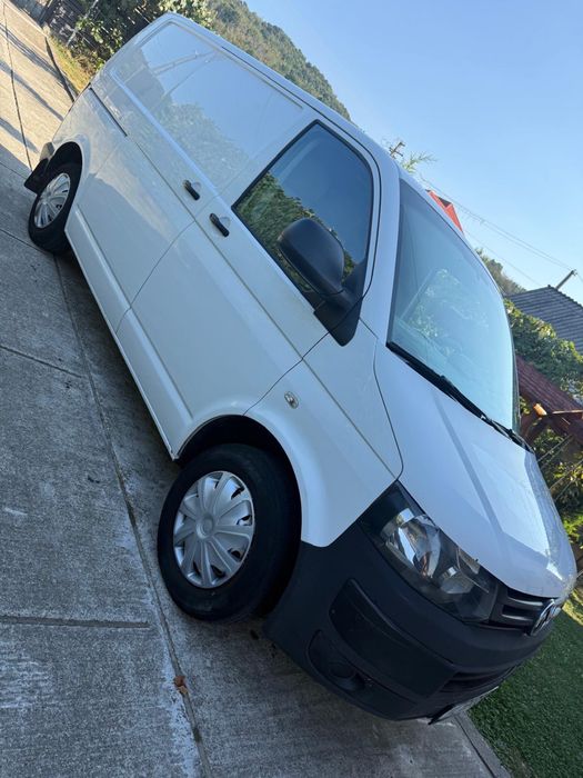 Volkswagen T5 2013