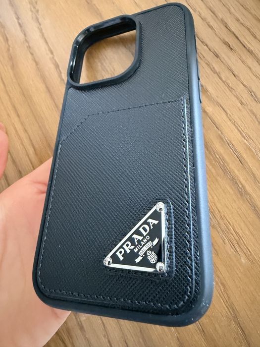 Iphone 15 /16 pro Prada кожен кейс закупуван от магазин на Prada