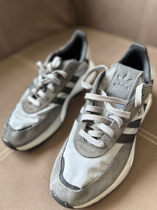 Маратонки adidas